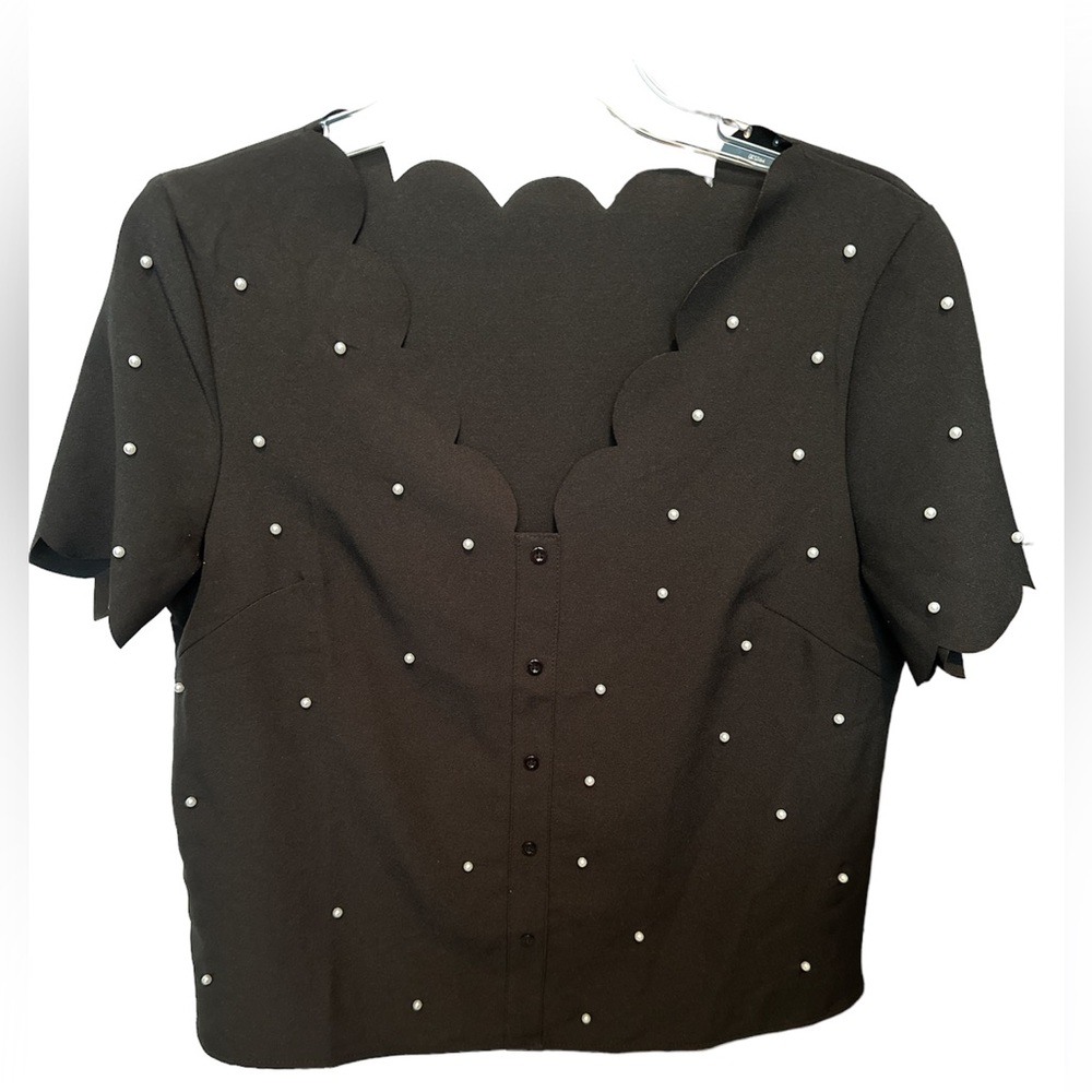 Pearl Scallop Blouse